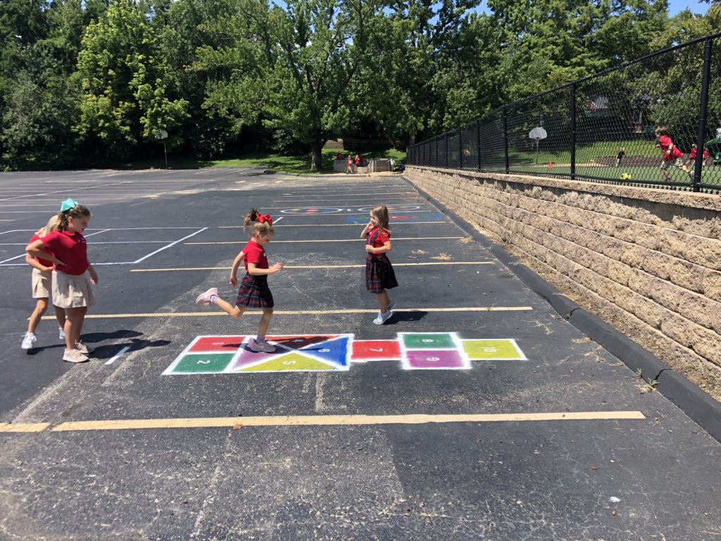 CCLSKlug's tweet photo. @CCLSNknost @CCLSChargers They love it! https://t.co/uf5d8F7brK