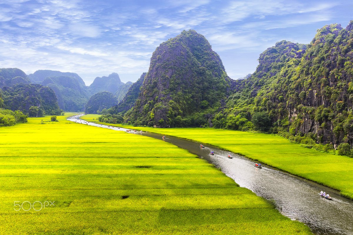 MyanmarTouching's tweet photo. Tam Coc - Bich Dong is considered as the most appealing tourist attraction in Ninh Binh, known as “Ha Long Bay on the land”. Tam Coc’s beauty is the combination of vast magnificent range of mountain and crystal clear water. 
#ninhbinh #vietnam https://t.co/W7d6RML2DY