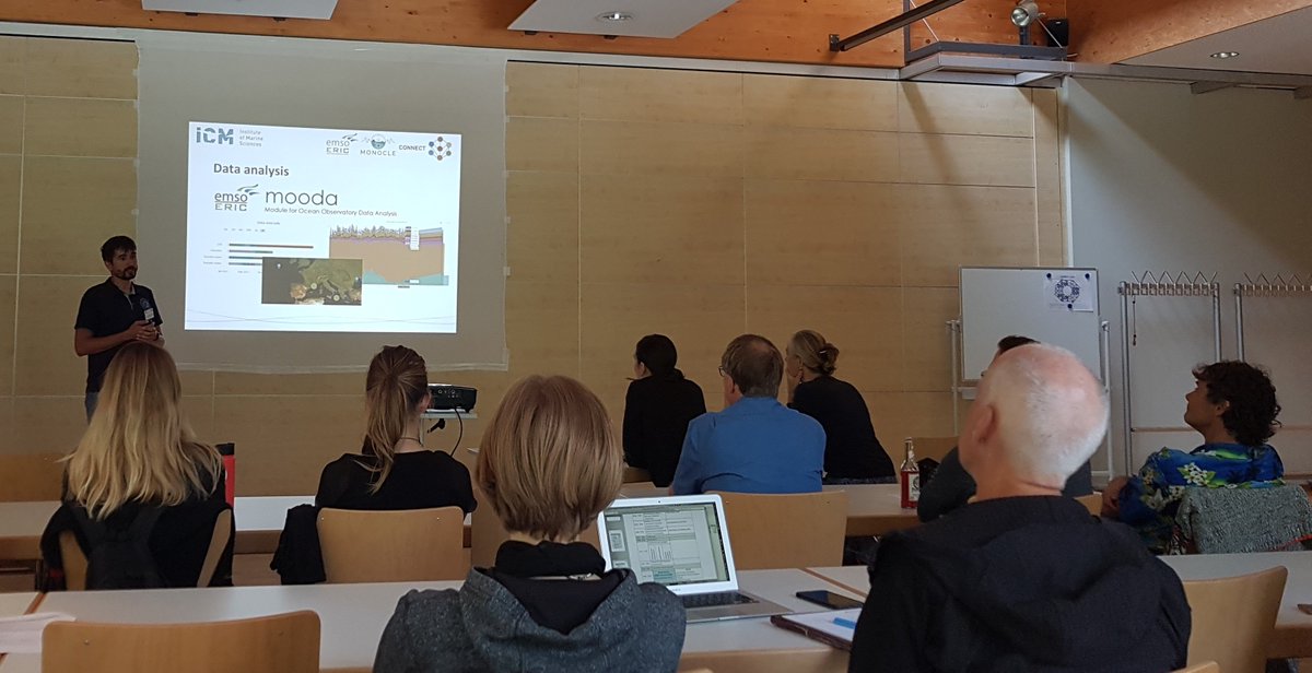 RBardaji's tweet photo. Yesterday I talked about the #KdUINO version of @MONOCLE_H2020 and the #mooda analysis package of @EMSOeu during the #LakeLab workshop. @aquacosm @ConnectIgb @ICMCSIC https://t.co/mJpsiDHTHp
