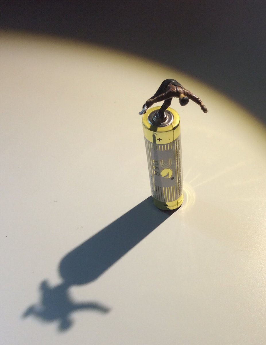 ASlinkachu's tweet photo. Balance of power 

#slinkachu #inspiredbyslinkachu #slinkachuinspired #littlepeoplebigworld https://t.co/q08BvKED2n