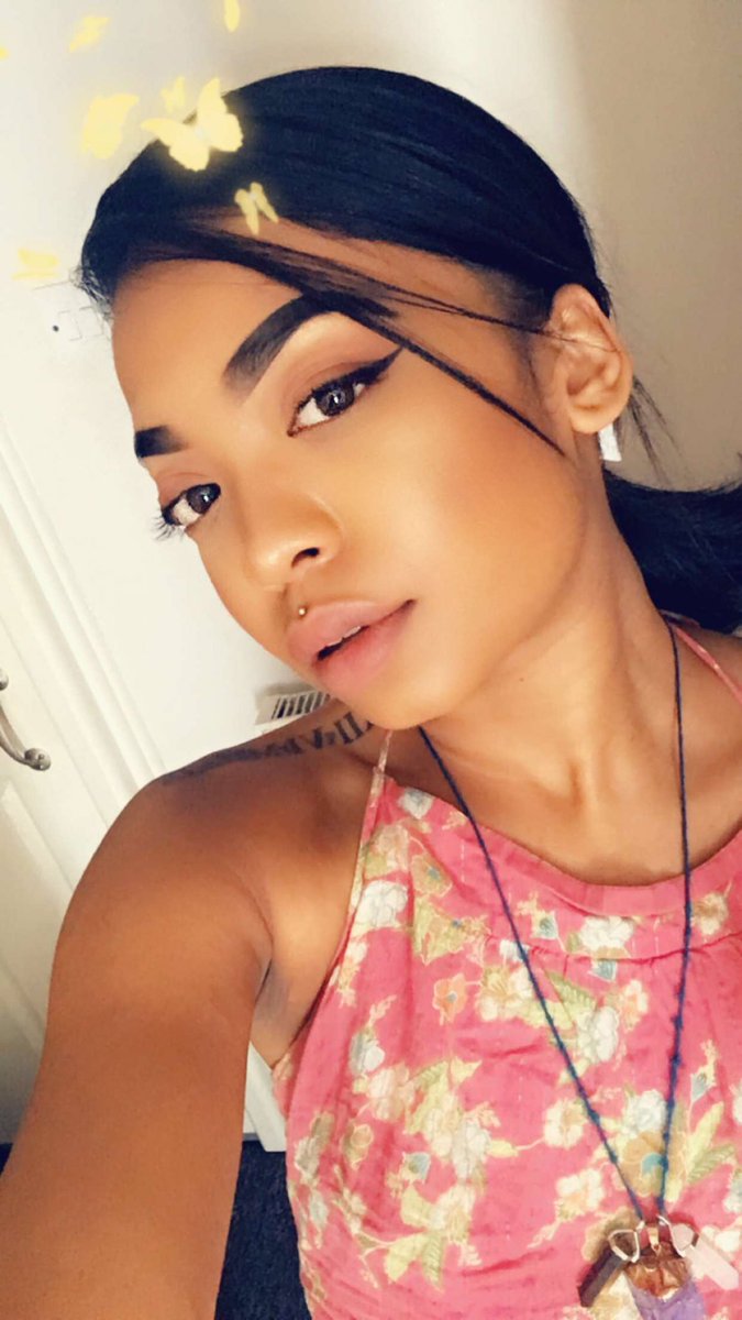 teixlove's tweet photo. It’s the magic in the melanin that’s got me feeling this way ✨ https://t.co/CKm5DeUfPm
