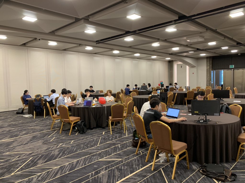 scari_net's tweet photo. Good starting #PyConKR2019 with the 1st day of sprint https://t.co/HzkC05FGeD