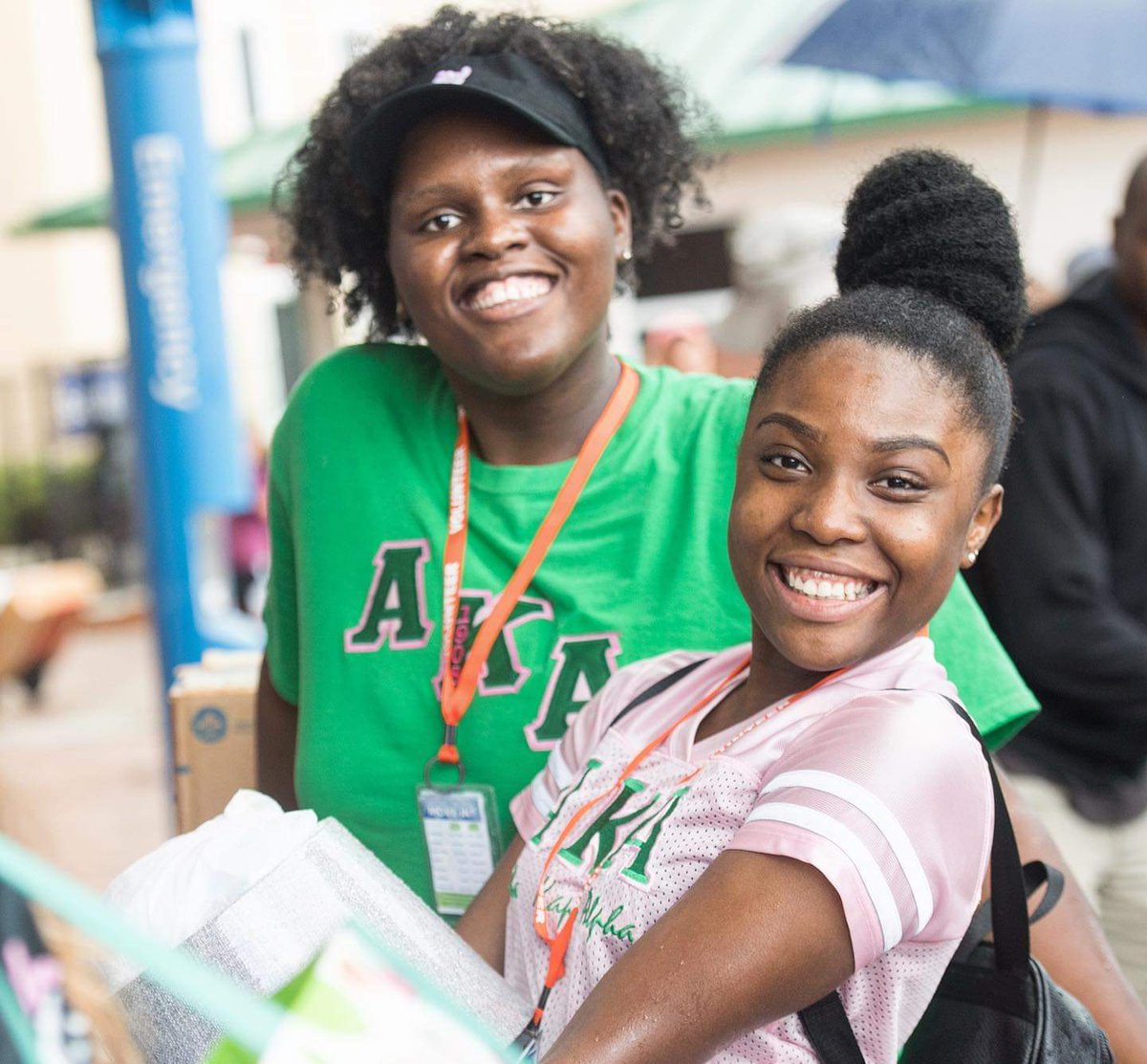 Florida Gulf Coast University tweet media