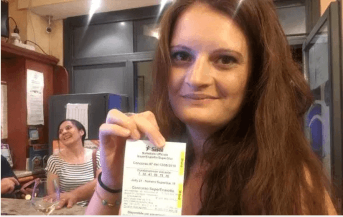 Celeblotto's tweet photo. The #biggest ever prize #payout on the world's craziest #lottery has finally been won as the record #SuperEnalotto #jackpot of £192 Million was paid out to a single #winner on Tuesday: https://t.co/4ueLwsc4kh #italy #lotto #millionaire #rollover #lotterywinner #euromillions https://t.co/kyzAE20kLA