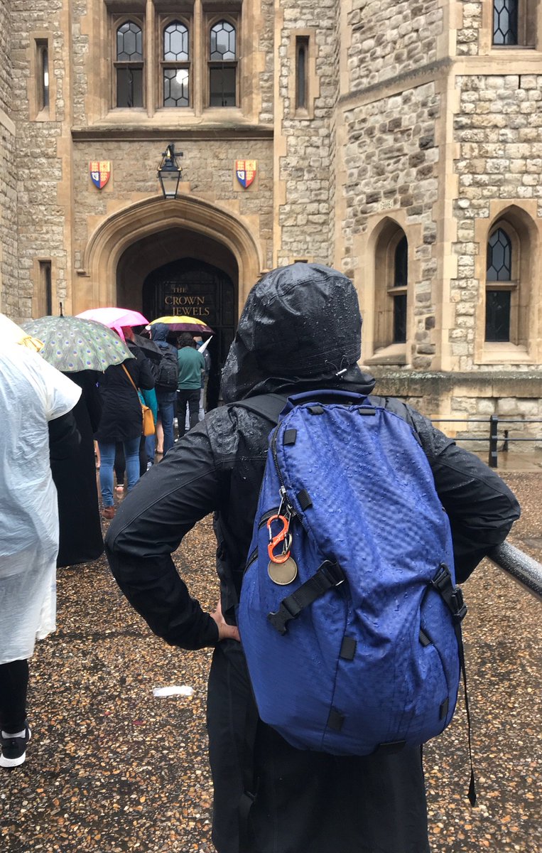 harayablu's tweet photo. Smart Alec kept electronics dry as we tromped around the Tower of London for five hours in steady rain. (Here, nearing the end of the 20-minute queue to see the Crown Jewels). .@tombihn https://t.co/hffVkUH1Fo