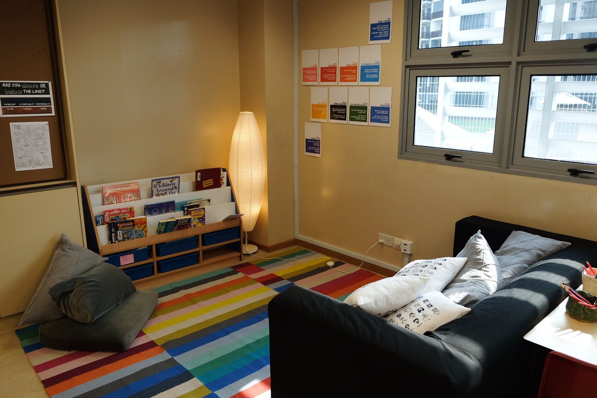 CMMorton's tweet photo. Ss effectively planned and physically created their learning space on the first day. Accepting the boardroom-like table arrangement is hard but I love the maths corner (most importantly the kids do too!) #ibpyp #studentagency #pypchat #cisprimary https://t.co/ynP2x2EO7K