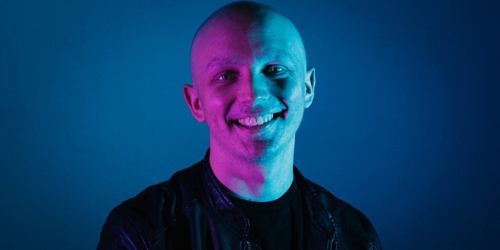 Katie_Farrall_x's tweet photo. Can we all please just appreciate that my brother had his check up scan to get nothing but positive results (😭) to then that night perform doing what he loves properly for the first time this year ☺️☺️ life hits you hard sometimes but you gotta hit back harder🤩@benfarrall24 https://t.co/59KP3GWene