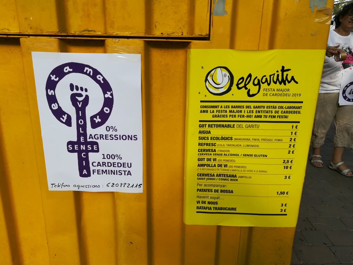 Angelsondica's tweet photo. Ahir al la #FMCardede19.#CardedeuFeminista Fent barra al #Garitu i punt lila itinerant.
#Volemfestessenseagressions
#Cardedeufeminista https://t.co/GsXmwDepTD