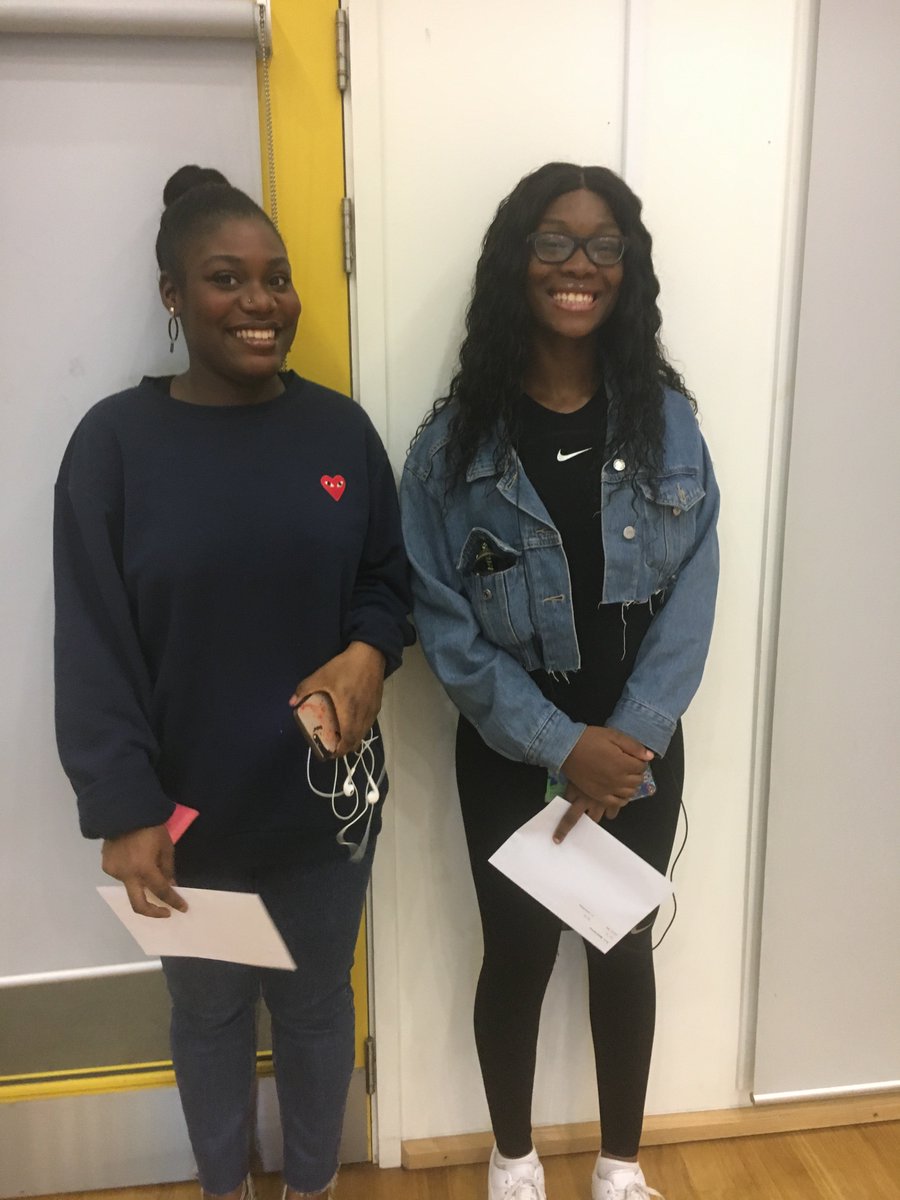 Aschshackney's tweet photo. A massive well done to Lorline for getting a C in #economics and Keriese for getting an A in her #extendedproject. Keriese will study #Media at @UniofBath
#Alevelresults #hackney #ourladys #university #secondaryeducation https://t.co/VAQ5G9CVuH