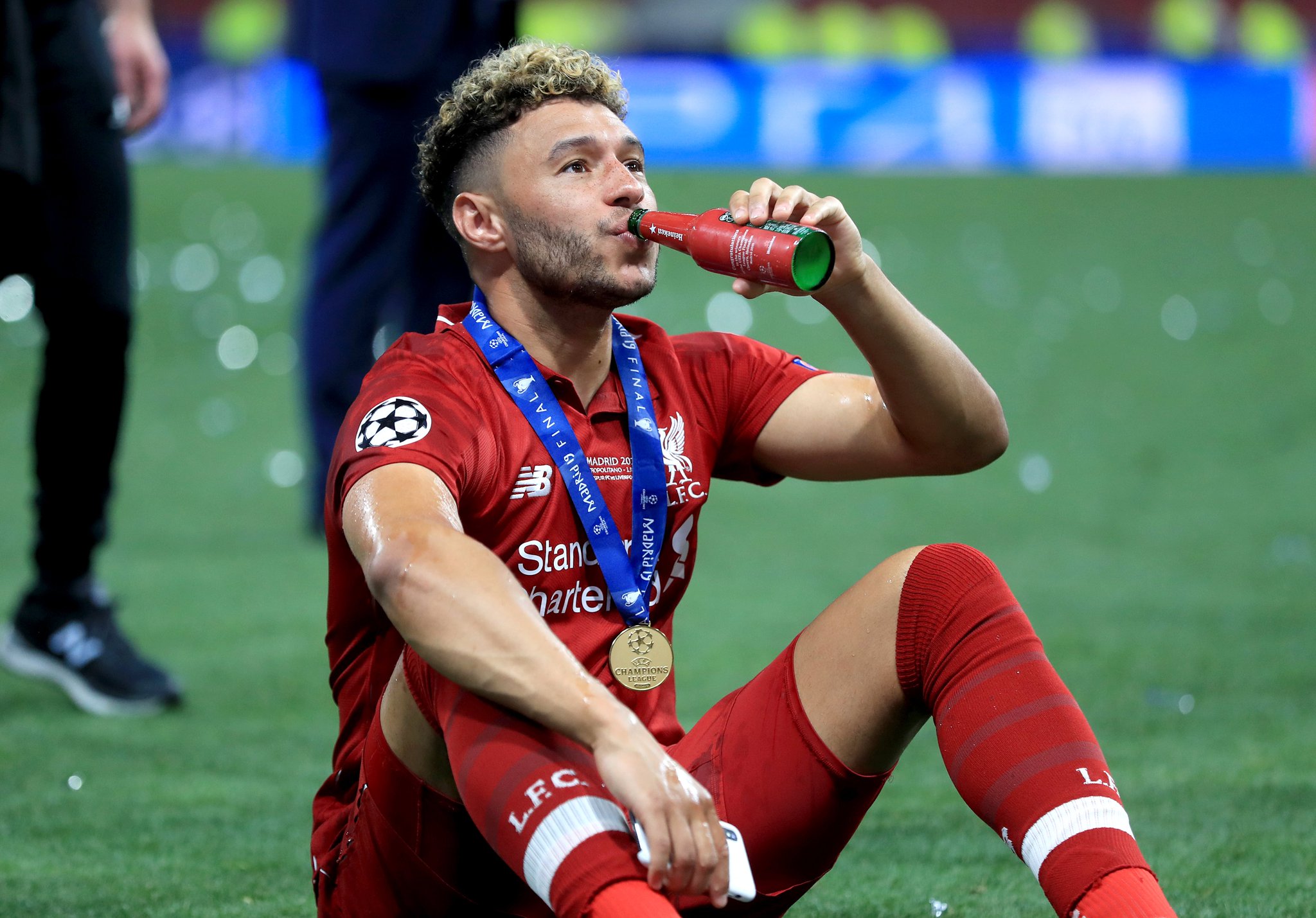  Happy birthday, Alex Oxlade-Chamberlain! 