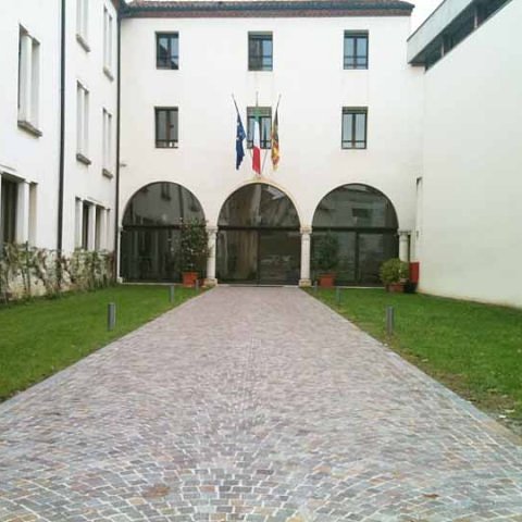 ConservatorioVi's tweet photo. #Buonferragosto a tutti dal #Pedrollo! https://t.co/vwSpjB1e4x