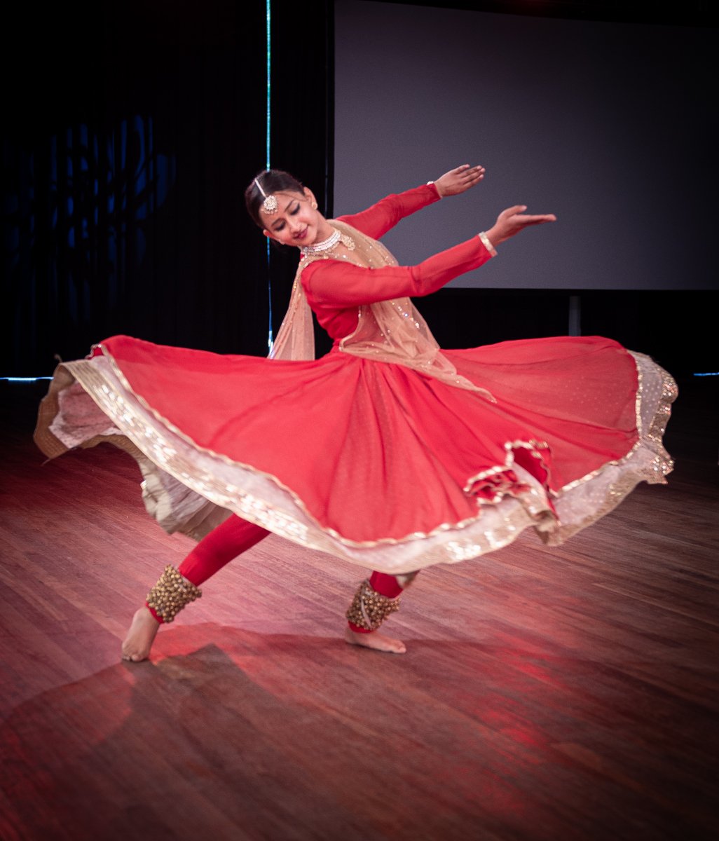 ISTDdance's tweet photo. In July @Akademi in partnership with the #ISTD presented #NAVADAL the national #SouthAsian #youthdance competition as part of @onedanceuk https://t.co/OZRibfR60A 2019 at @southbankcentre 
Read all about the day and the results online > https://t.co/yPjzAfrT0f #ThrowbackThursday https://t.co/J85XokRrIG