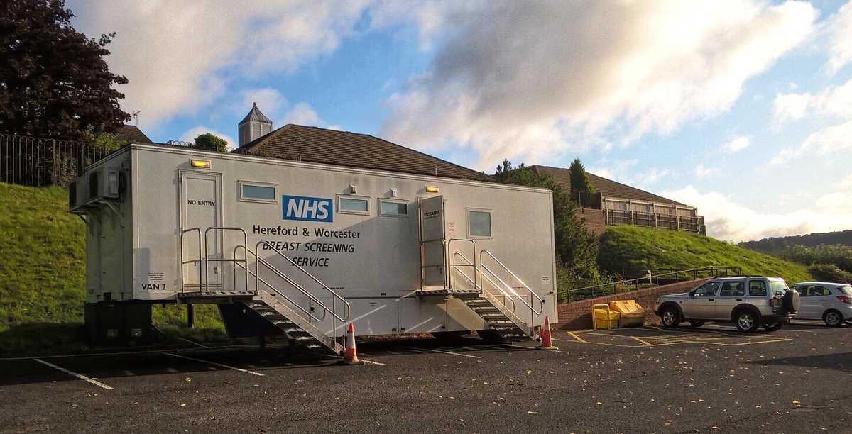 LyntonUK's tweet image. Another successful #mobilemammography relocation this morning for @WAHT_BImaging @WorcsAcuteNHS 

#breastscreening #mobilescreening