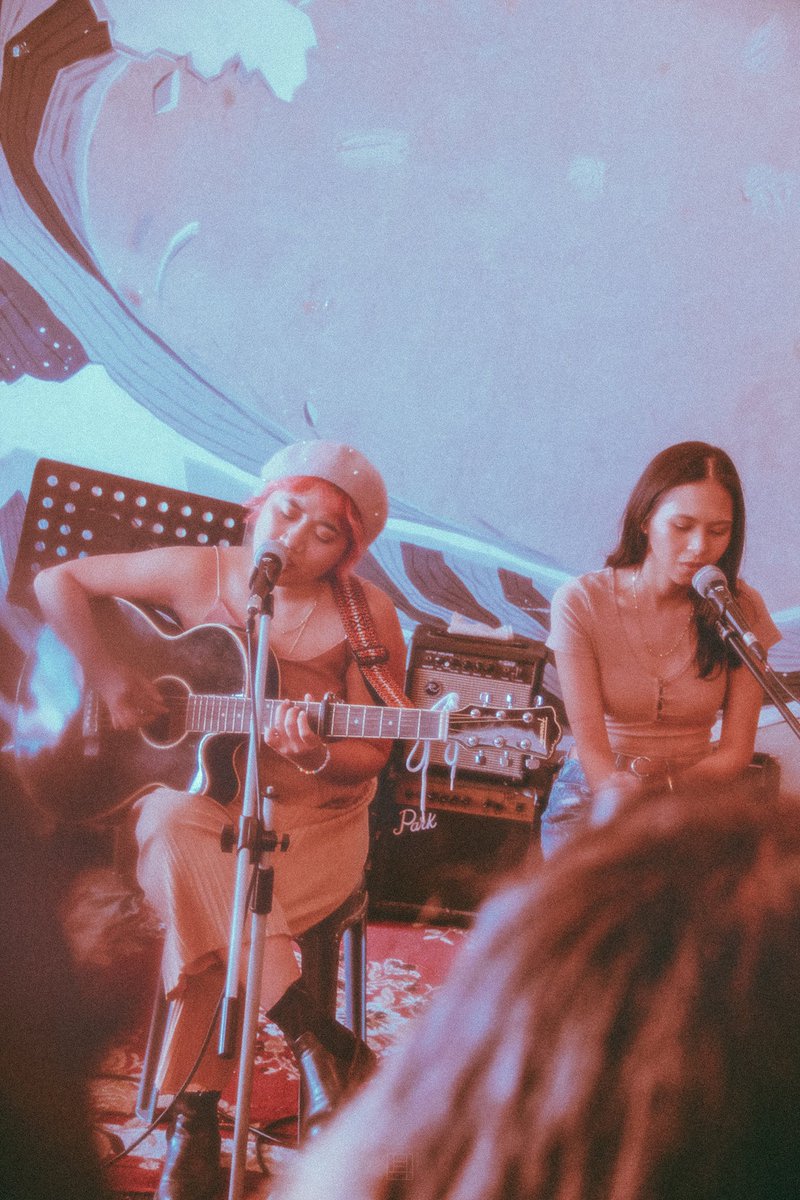 bplusdg's tweet photo. @ReeseKids @LNbuds @_Clarafied @TheCropTops @bernalesangelo @coelimusic_ @coelisangels @coelimusic_ | #STU3
"Puno" performed by Coeli feat. @clarabeninmusic 🙆♀️🧡
for more of my works visit
💻: https://t.co/8ozff4uCLL
📷: https://t.co/0Zg2eQ5JEQ https://t.co/a0XKStK9jf