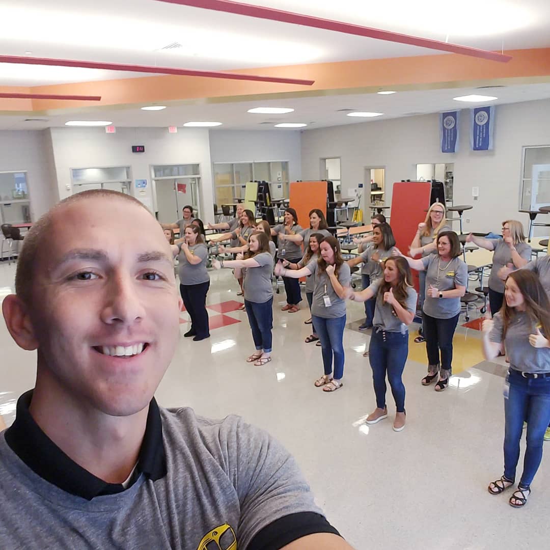 JimVanAllan's tweet photo. This...group!! I loved them. Just a real connection because of their genuine energy &amp; enthusiasm.  @Monarch_ES is now a proud @EnergyBusSchool ! Thankful for @voverman2 &amp; her amazing and caring leadership. They danced, acted, talked..lots of fun &amp; plenty of learning @NikiSpears4 https://t.co/qEwECS329J