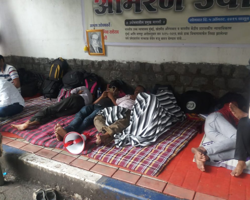 vbhvtlng's tweet photo. Today's #IndiaIndependenceDay & few #handicapper #blicandidates whr doing fast till death from last 10 days infront of @PunePost for their #job approach of @IndiaPostOffice #cgvt @rsprasad towards #employment is redilulous @PMOIndia @timesofindia @TimesNow https://t.co/TCM7AKVdig