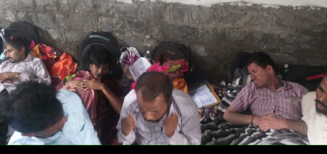 vbhvtlng's tweet photo. Today's #IndiaIndependenceDay & few #handicapper #blicandidates whr doing fast till death from last 10 days infront of @PunePost for their #job approach of @IndiaPostOffice #cgvt @rsprasad towards #employment is redilulous @PMOIndia @timesofindia @TimesNow https://t.co/TCM7AKVdig