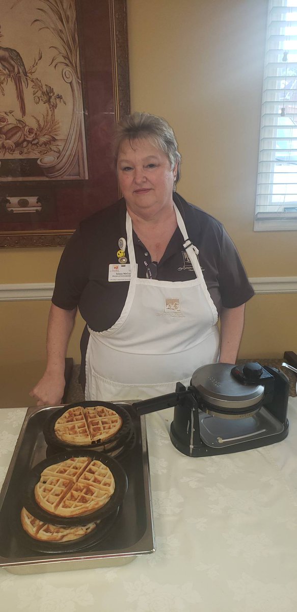 AutumnWoodsHC's tweet photo. Thanks Selena for making delicious waffles for our employees!
#WeโคOurEmployees
#WafflesForDays! https://t.co/c8upC9GXyp