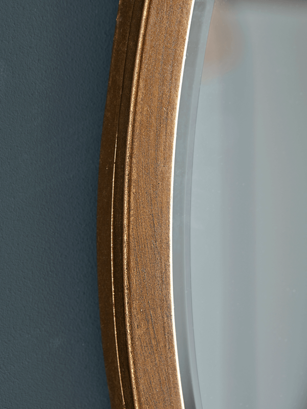 0NLINEINTERIORS's tweet photo. Antique Brass Round Mirror only £125!

Also available in Soft Gold.
*CLICK/COPY THE LINK)
👉🏻https://t.co/wbHJb1gK2m👈🏻
.
.
.
Ends 30/09/2019 23:59
#onlineinteriors #befabulous #interiors #design #interiordesign #interiordecor #interiorismo #interior123  #interiorsofinstagram https://t.co/pBL6XqMTCv