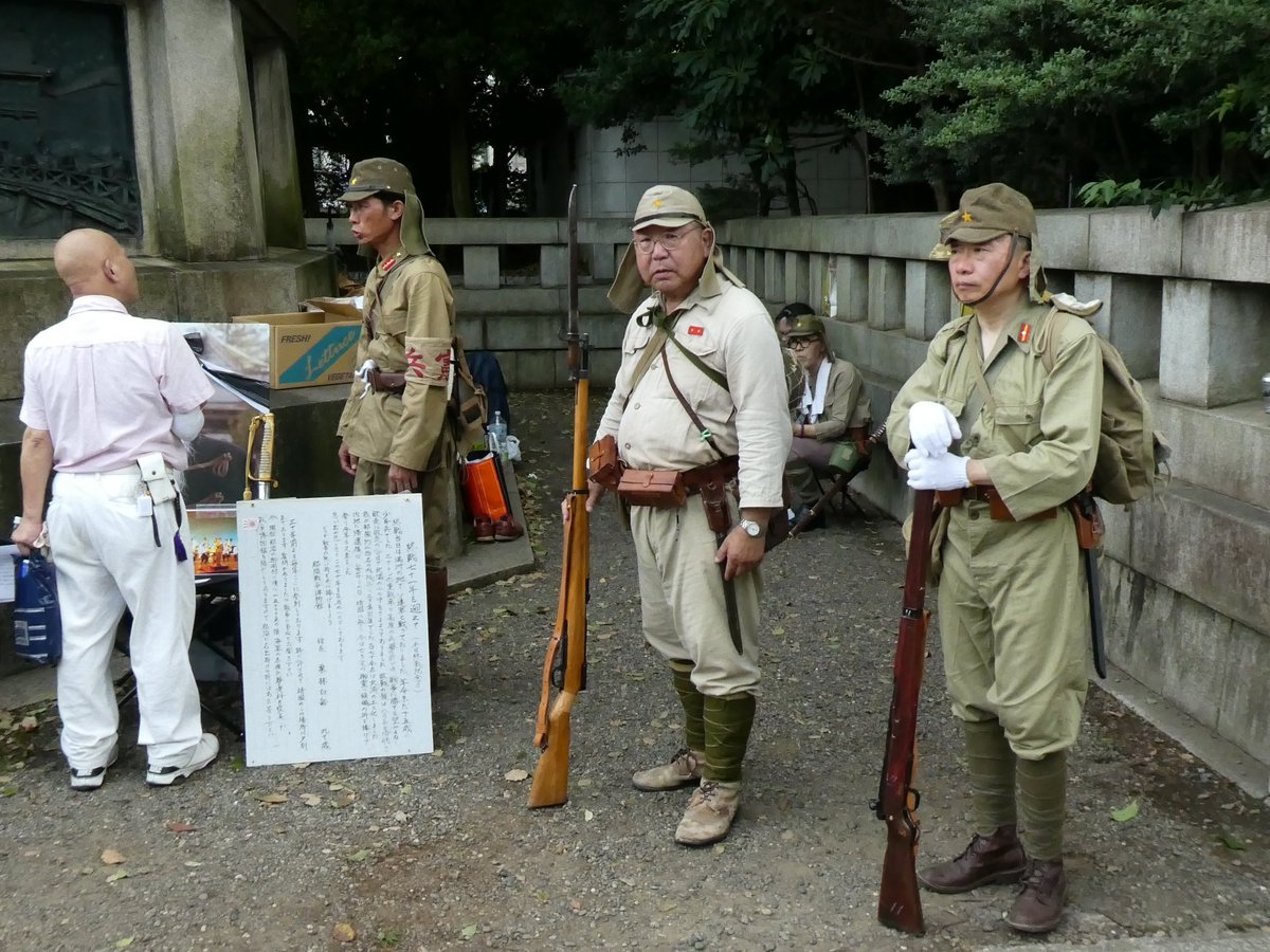散香 毎年恒例 日本に復帰したい台湾の人々と ネットで罵倒されながらも喋ってみると案外普通な日本軍コスプレの人々 靖国神社 終戦記念日 靖国参拝