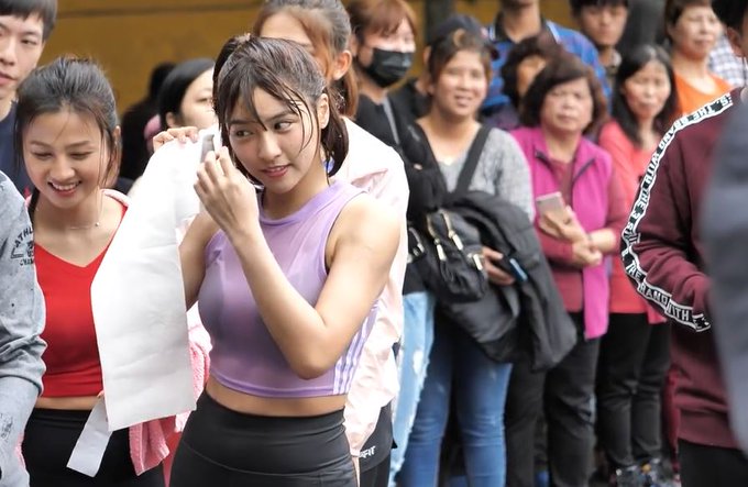 水かけイベントで濡れても可愛い台湾チアリーダー 峮峮（ちゅんちゅん）さん https://t.co/GRzyeQ7hhg<a href="/tag/download"class="tags"><span>#download</span></a><a href="/tag/stripshow"class="tags"><span>#stripshow</span></a><a href="/tag/istripper"class="tags"><span>#istripper</span></a>