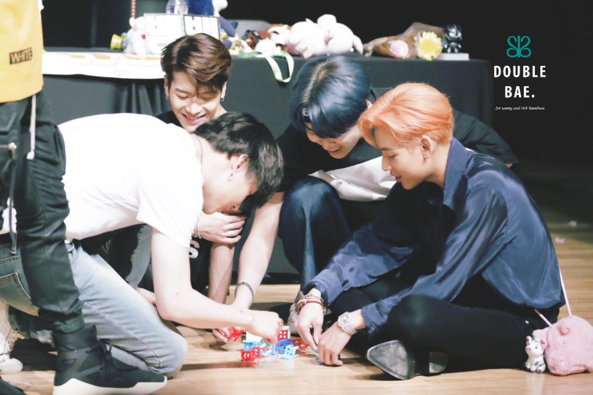 아～아이처럼,사진만 봐도 옷음이나났.ㅠ ㅠ <a href="/BamBam1A/">BamBam</a> 
#GOT7  ⁠ ⁠⁠ ⁠⁠ ⁠#갓세븐  ⁠⁠ ⁠⁠ ⁠⁠ ⁠⁠ ⁠ ⁠ 
⁠⁠#BamBam⁠
#GOT7_SPINNINGTOP  ⁠ ⁠