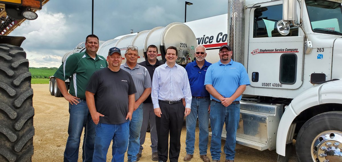 ILFERTCHEM's tweet photo. IFCA would like to thank Rep. Andrew Chesney for touring Stephenson County FS in Lena yesterday. Had greats discussions on anhydrous ammonia, trucking regulations, taxes and Illinois's business climate.

#agretailers #Fertilizer #agretail #friendofag @AndrewChesneyIL @GMKGovtRel https://t.co/Vi3Tw1hE45