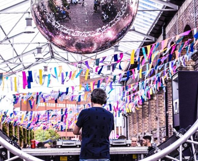 Did someone say gin and disco? Two of our favourite things! Join <a href="/CarriageShed/">The Carriage Shed</a> this weekend for a day full of glitter and grooves, with music from a selection of brilliant DJs. More details: ow.ly/Xy1n50vw9yX