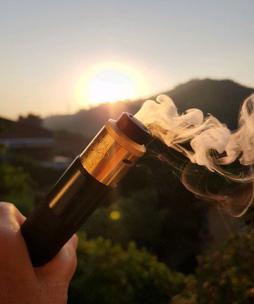 vafflecom's tweet photo. Pics from #vapesunset winners: alex_06_07/kratos228/nm_noelita/Pavel333/stason/the_great_e_vape/tmmbl
Enter it from https://t.co/hA2u4ziU7t
#vapefun #vaping #vape #vapelove #vape好きな人と繋がりたい #電子タバコ #vapefam #vapelife #boxmod #vapedaily #custommod #vapepic #handcheck https://t.co/EPVhB8k7k5