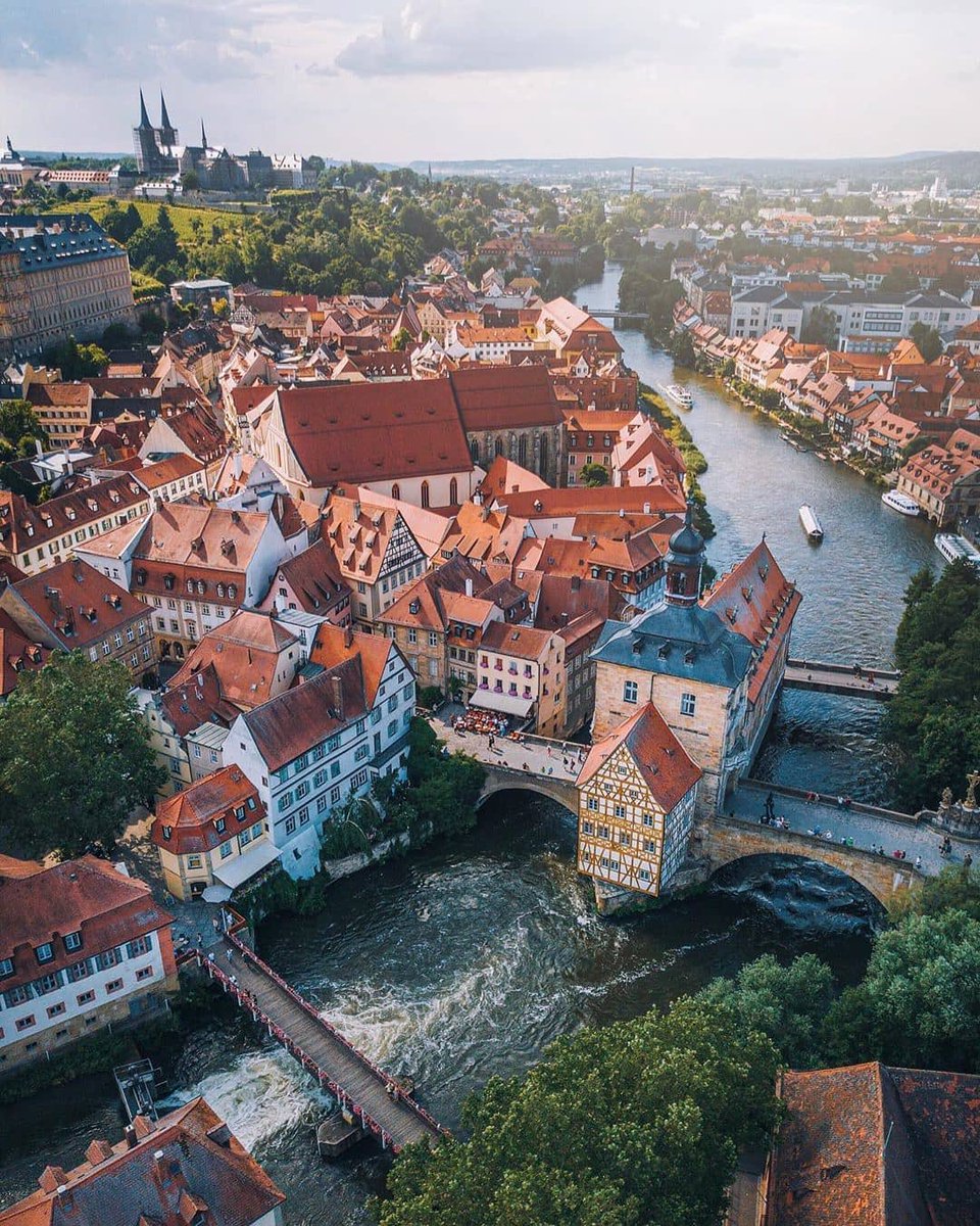 PicPublic's tweet photo. Bamberg Germany https://t.co/BtnCGSmFo6