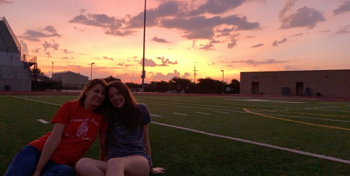 shawnaq's tweet photo. Senior sunrise Class of 2020 https://t.co/2Mx4i8gNko
