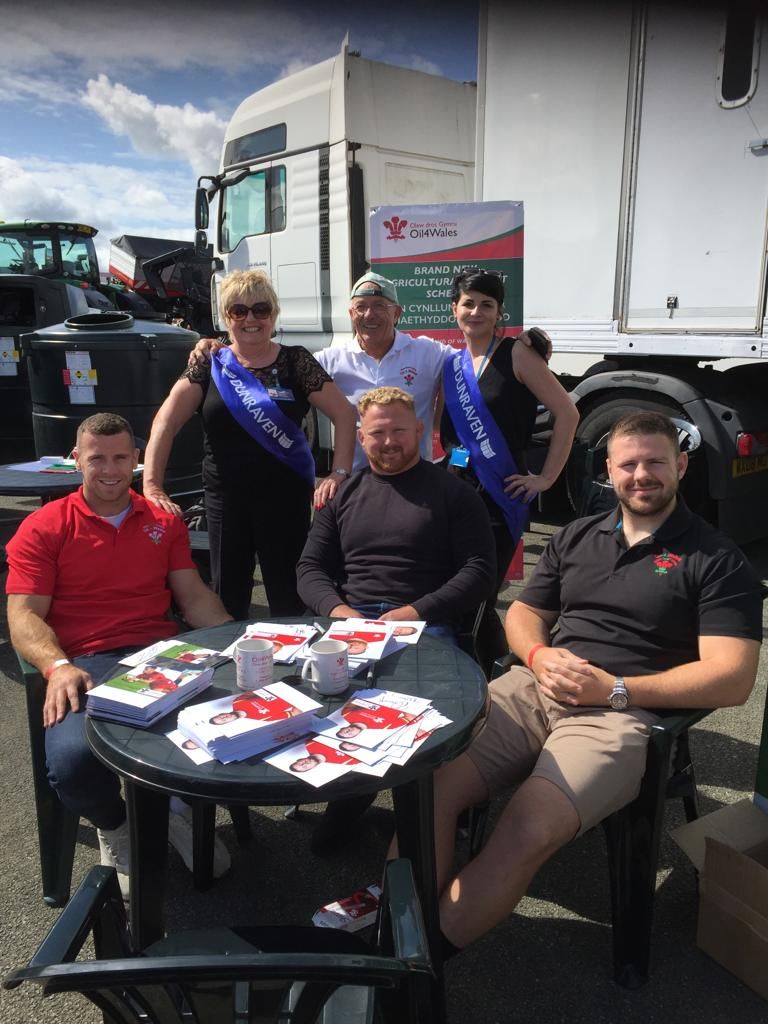 oil4wales's tweet photo. It's the last day of @pembscountyshow and we are a little sad to be leaving!
We have had such a brilliant time with our team and ambassadors! Who else has been enjoying the show?
What's been your favourite part of it?
@1GarethWynJones #PembsShow2019 @Revsprop1 @Gar_Davies9 https://t.co/dhCmIi6woi