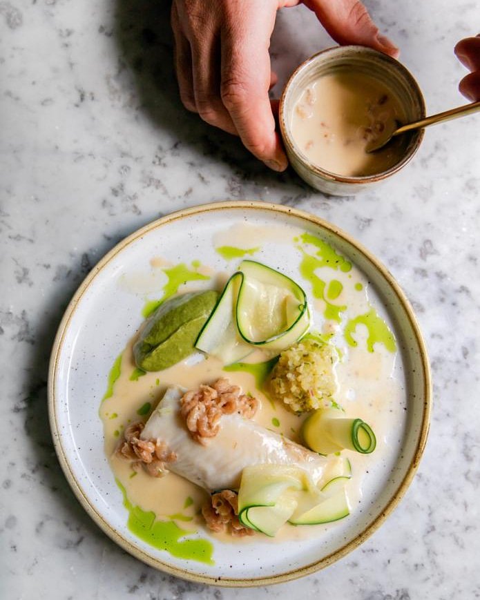 Delicious lemon sole with basil, courgettes and brown shrimps prepared by our Head Chef Lukasz Kielbasinski at Opera Tavern!

#operatavernldn #coventgarden #coventgardenrestaurant #london #londontapas #londonrestaurant #saltyardgroup #newopening #cometooperatavern