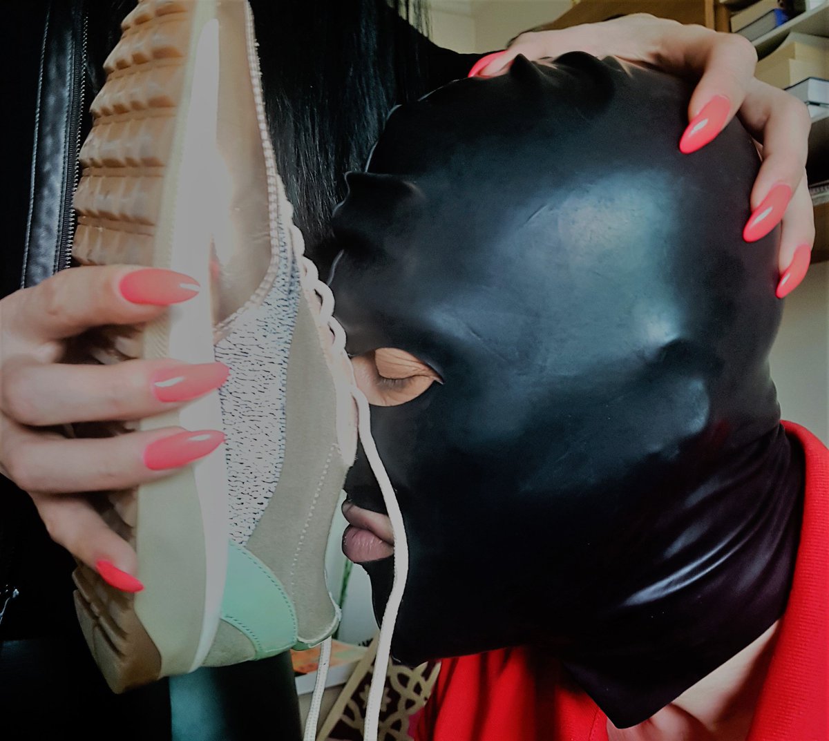 sahip sahibe firat on twitter konya sahibe kole konyasahibe konyakole bdsm finansalkole ayakfetis turksahibe footmassage footworship ayaklarim terledi offf once kokla sonra icini disini guzelce yala ve ayaklarimi yalamak icin yalvarr https