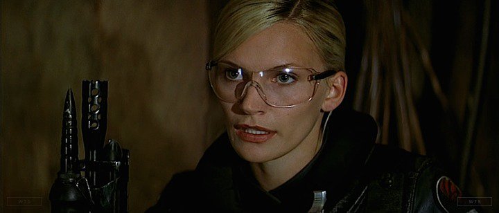 Natasha Henstridge was born on this day 45 years ago. Happy Birthday! What\s the movie? 5 min to answer! 