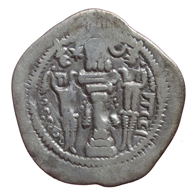 AfghanHistorian's tweet photo. Fascinatingly, they never really developed their own distinctive coin types like the #Alkhans or the #NezakShahs. Initially, all they did was to take the coins paid to them as war reparations by the Sasanians & countermark them with their own name: Hephthal (εβοδαλο). 2/6 kr https://t.co/SaorL2L45t