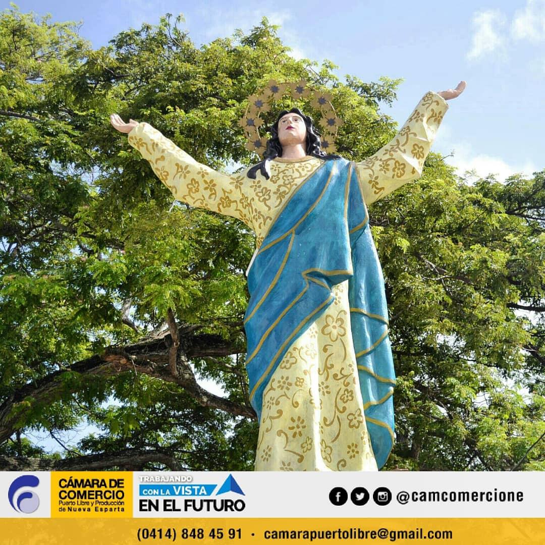 TeoBellorin's tweet photo. Nuestra Señora de La Asunción, Santa Virgen Patrona de esta tierra bendita la isla de Margarita. Hoy 15 de agosto celebramos con júbilo tu día que conmemora la subida a los cielos de la Madre de Dios.
Que esos amplios brazos extendidos nos abracen, nos resguarden, nos protejan. https://t.co/2xpLS7A1Rh