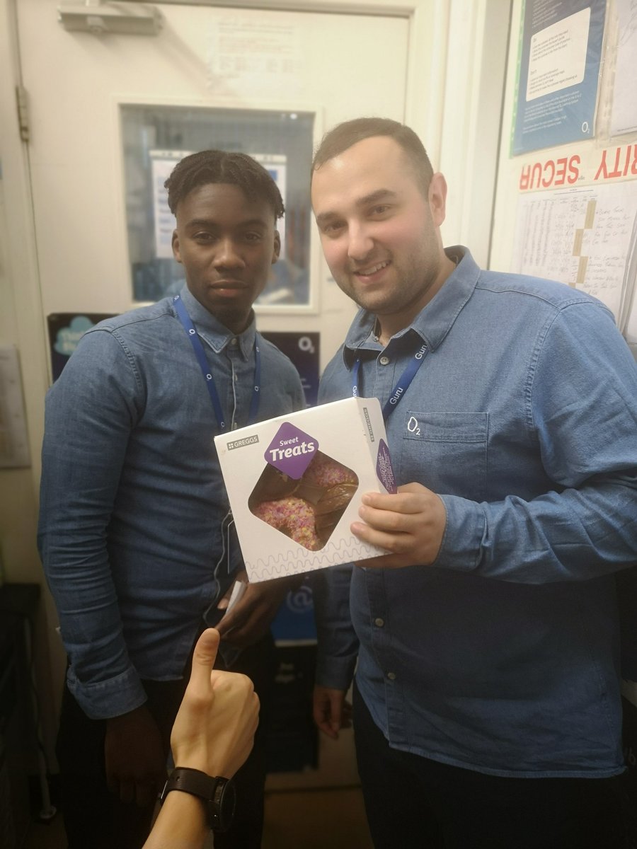 Well done guys receiving sweet treats for great customer service.
<a href="/lindasfjones/">Linda Jones</a> <a href="/TalkDirectLeeds/">Talk Direct</a> <a href="/neilstorey1/">Neil Storey</a> <a href="/ajleems/">Andrew Leeming</a> <a href="/daleclark22/">Dale Clark</a>
