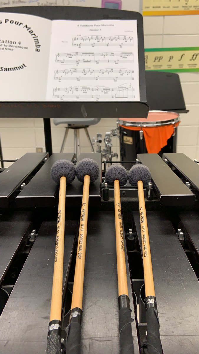 TheRealMrFlores's tweet image. Beautiful way to start the musical juices flowing, have to make sure I’m top notch for the kiddos today! #SMSBand