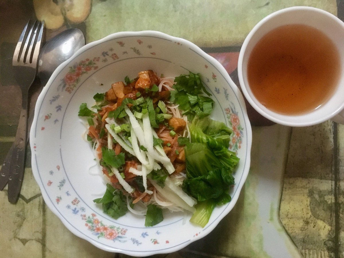 itsmeSyazana's tweet photo. Dinner - Bibim spicy guksu ala Kang’s Kitchen. 🤤

#KangsKitchen #kangskitchen3 #kangskitchen2 https://t.co/bFRJJbzXcI