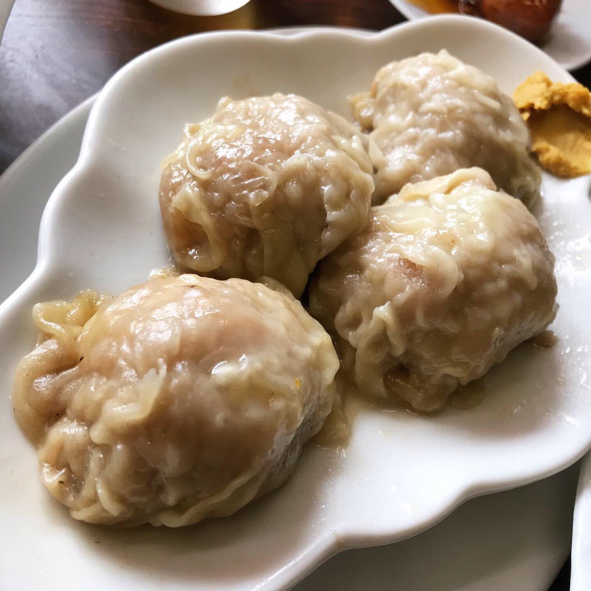 酒徒 しゅと On Twitter 牛ハチノスの冷菜も鮮度良好 更にトマトの肉団子と肉野菜炒め 紹興酒のボトルを入れて 一気にご機嫌