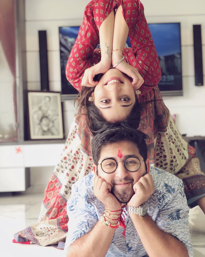 This Raksha Bandhan Manyavar launches its #RakhiKaBroCode campaign as an  ode to the special bond between siblings - Passionate In Marketing