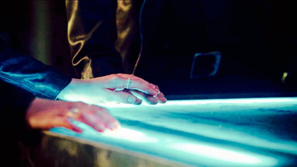 xheavenlyclace's tweet photo. [looks and soft hand touches] — #Clace https://t.co/Aqmf42NfGl