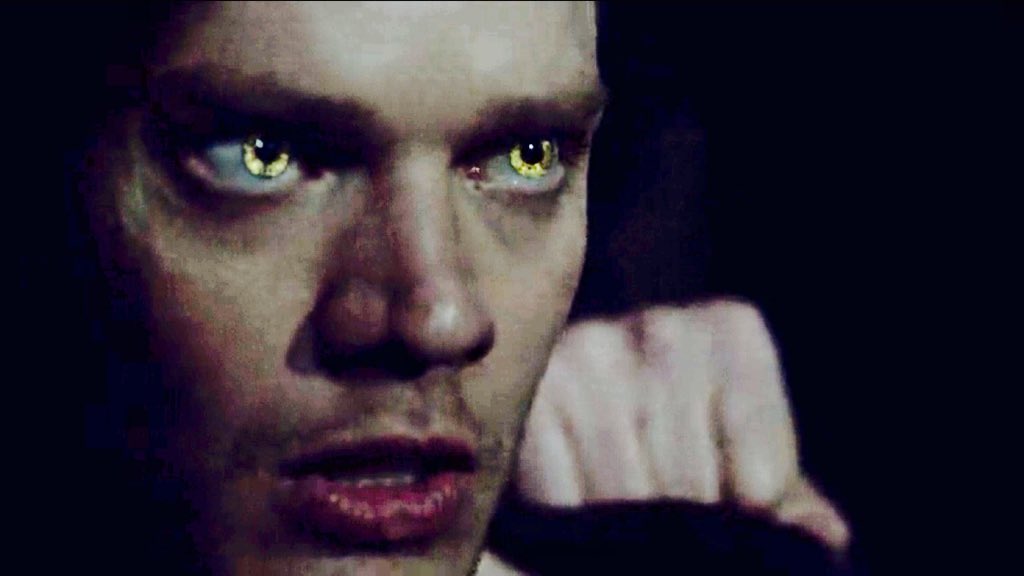 xheavenlyclace's tweet photo. J: „it's gonna be okay.”
C: „how?”
[..]
J: „no!” — #Clace https://t.co/KpVCcq1sIL