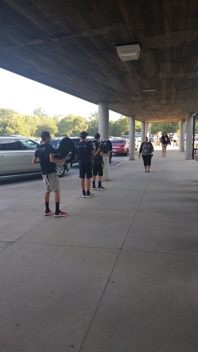 FPSActivities's tweet photo. Welcome back teachers! https://t.co/qj2QfUwkfJ
