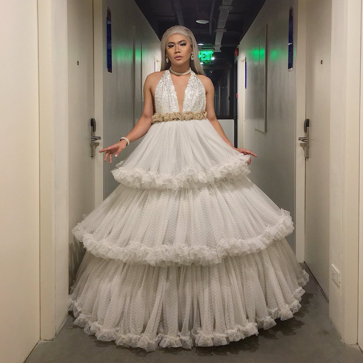 vxnharries's tweet photo. Growing up, I thought my feminine qualities was an anomaly so I opressed it. Until i watched Aquaria on TV and she helped me unleash the power within. My BDE is not as polished as everyone but itβs powerful #AquariaAtSM @paulxsese @ItsDaryllBitch @kylegopez @yomattyu @gabfuellass https://t.co/pxfNR5hLOF