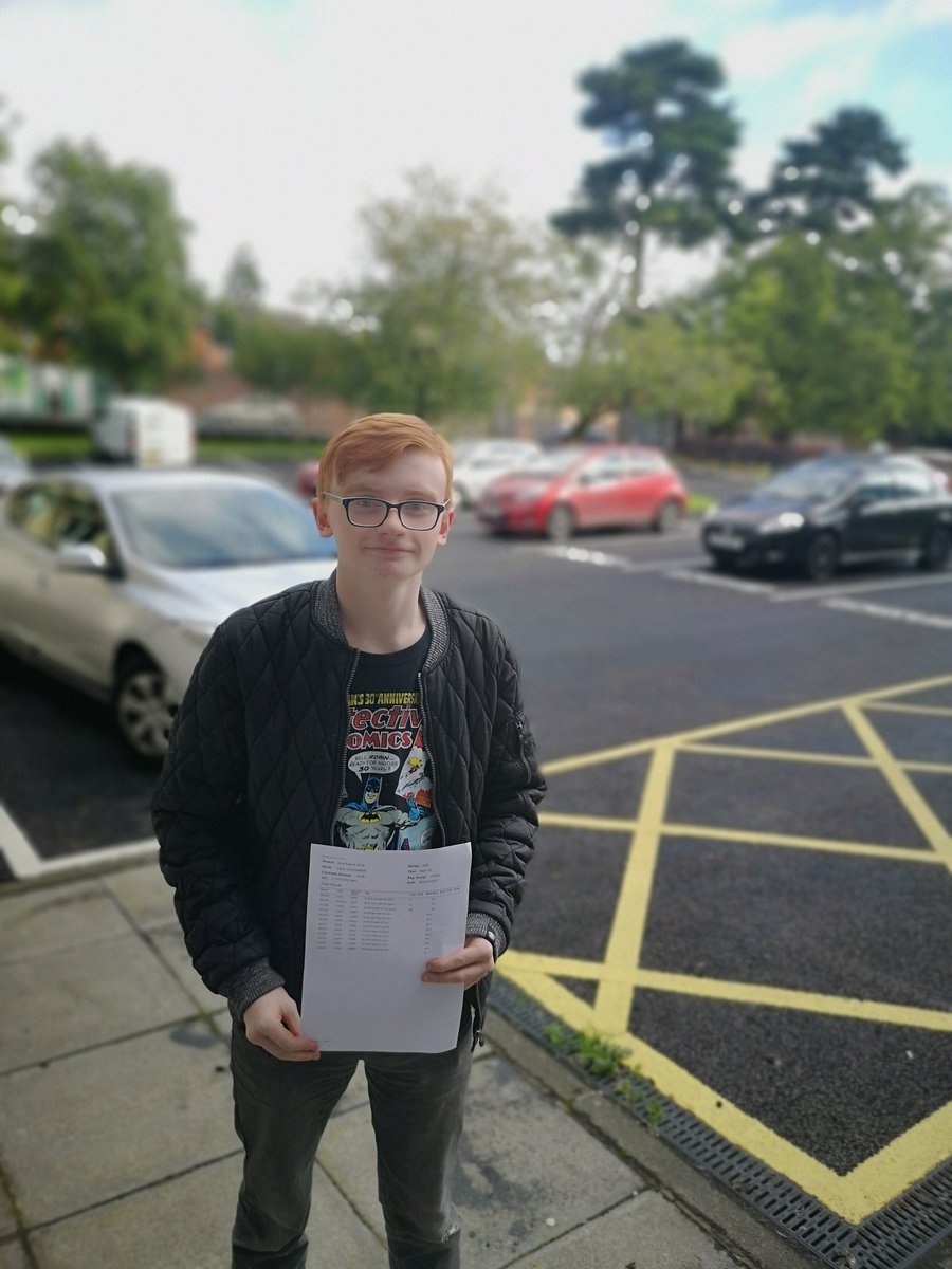 CBS1962's tweet photo. Delighted to see our A Level students this morning as they picked up their tremendous results!! So proud of each and every one of them. 👏 https://t.co/cWlEqSkWGZ