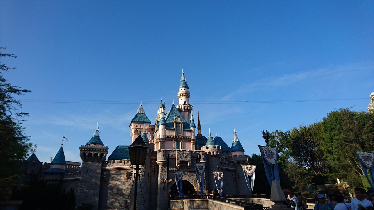 カリフォルニアディズニーランド