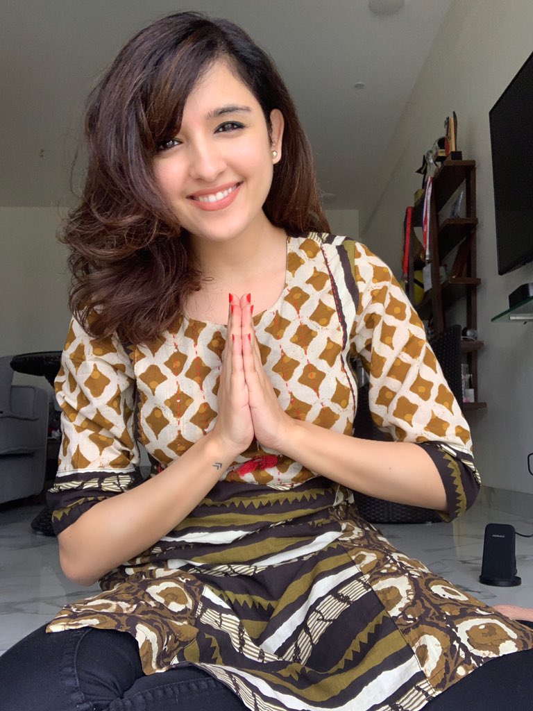ShirleySetia's tweet photo. Happy Independence Day 🙏🏻🇮🇳❤️

#JaiHind https://t.co/G4wc1OnEzn