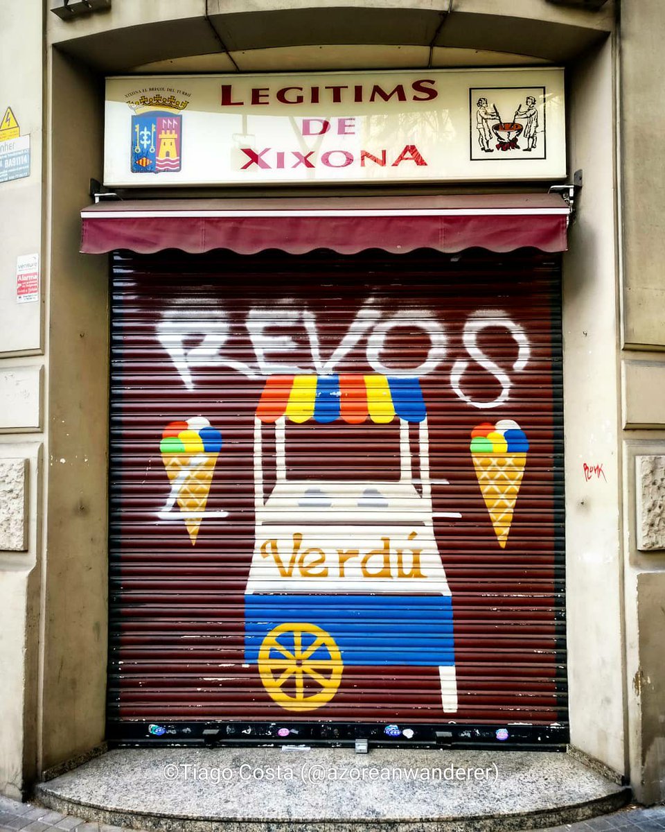 azoreanwanderer's tweet photo. | Xixona - Only Azoreans 🏝️ will understand the true meaning of this word | 🤣 🇪🇦
More 📸 at: https://t.co/fXB27OjyZr
#azores #açores #xixona #meaning #azoreans #specialword #barcelona #spain #store #art #streetart #graffiti #graffitiart https://t.co/chQkLLZZrO
